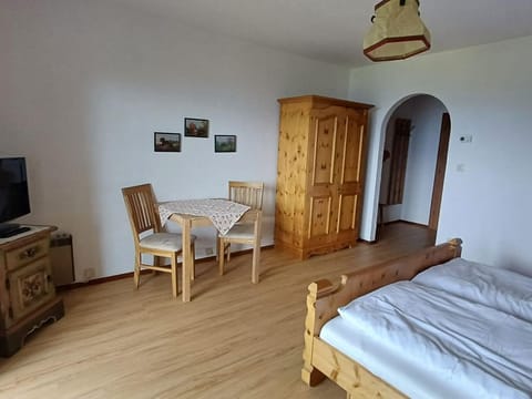 Double room with balcony - Mittenwalder Hof Bed and Breakfast in Spittal an der Drau