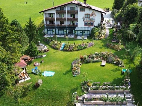 Double room with balcony - Mittenwalder Hof Bed and Breakfast in Spittal an der Drau