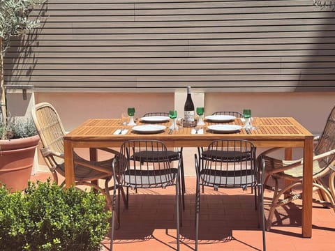 Table for Al Fresco dining