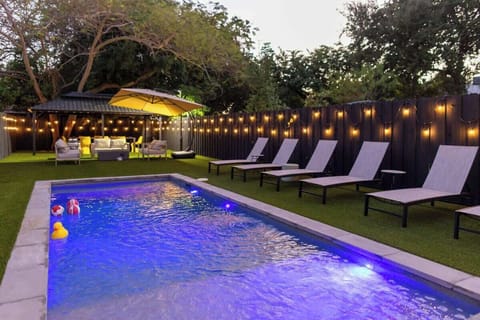 Dive into relaxation and fun at your private oasis! Our sparkling pool and comfortable lounge chairs are perfect for sunny days and unforgettable memories