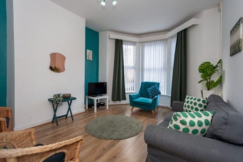 Living Room / Lounge