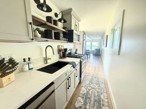 Fully Stocked Kitchen