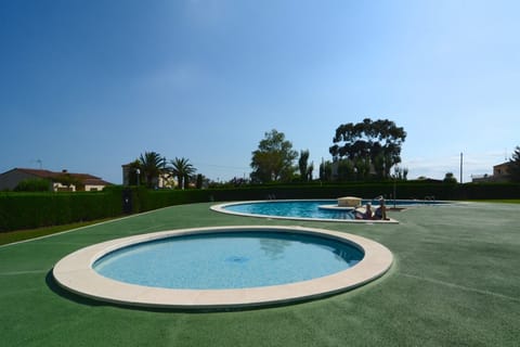 Holiday Home Swimming Pool