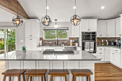 Beautifully updated and fully stocked modern kitchen