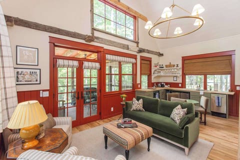 Luxurious Design and Spacious Comfort