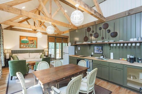 Lovely Stocked Kitchen for your Cooking Needs