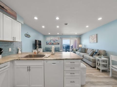 Home Decor, Indoors, Kitchen, Architecture, Building