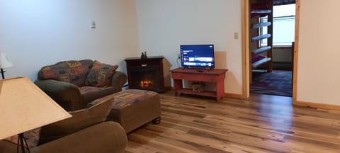 Grand Marais, Michigan
N13686 State Hwy M77