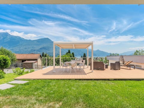 Shade, Mountain Range, Outdoor Structure, Eco Hotel, Deck, Outdoor Furniture, Garden, Chair, Landscaping, Hardwood