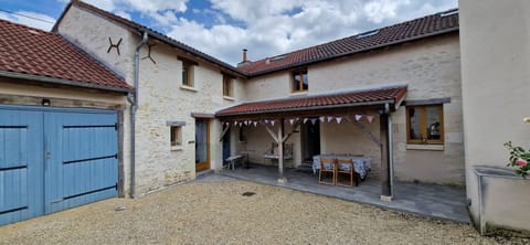 154ccff7-ede1-4323-82f9-a1d1ce301369