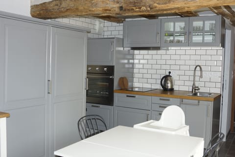 Grapevine cuisine (2)