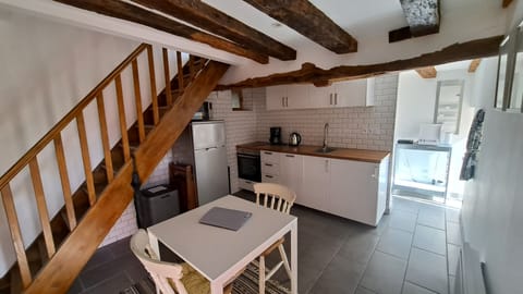 Wisteria cuisine (2)