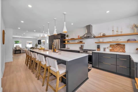 Where Modern Luxury Meets Warm Hospitality
From the elegant open shelving to the chef-grade range, every detail has been thoughtfully designed for gatherings big and small.