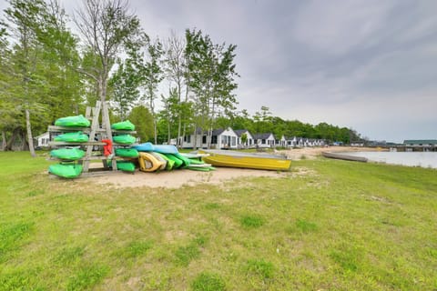 Cedarville Vacation Rental | 2BR | 1BA | 512 Sq Ft | 8 Steps to Enter