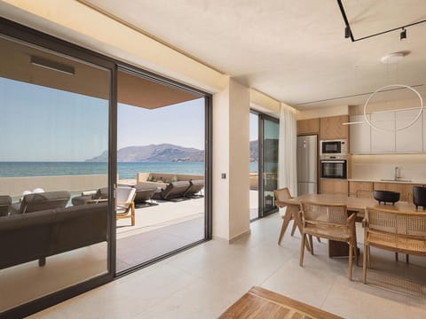 Seamless indoor and outdoor connection