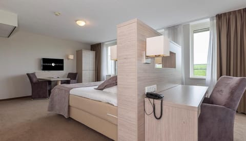 Unit with King size bed