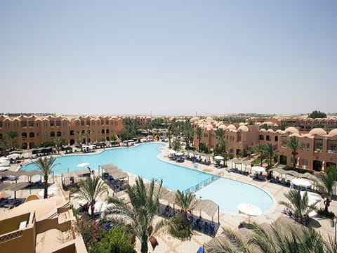 Start your morning with panoramic views over the lagoon pool.