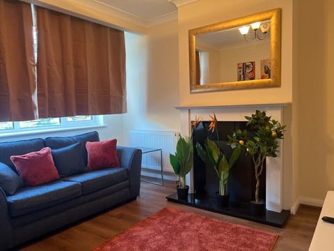 Living Room / Lounge