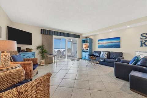 A102 - Living Area