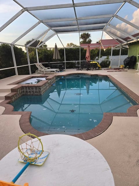 pool and Jacuzzi 