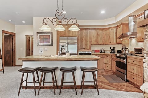 Kitchen Island With Seating