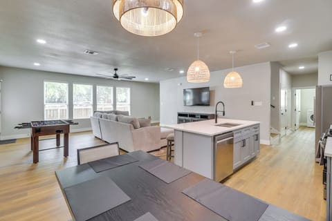 Dining Table | Dishware & Flatware | 1st Floor