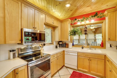 Kitchen | Cooking Basics | Complimentary Spices | Main Floor