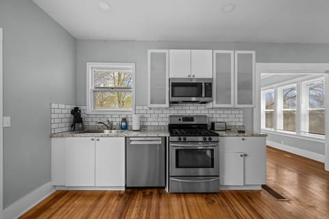 6db2c9dc-c778-4245-9df9-2ef4fdcc7f8a