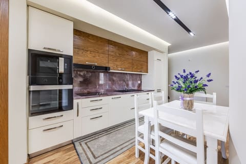 Fully-equipped kitchen