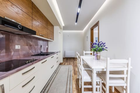 Fully-equipped kitchen