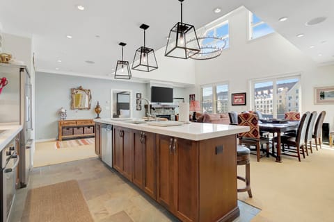 - Chef’s kitchen with premium finishes and lighting   - Open concept connects seamlessly to dining area   - Ideal for cooking, dining, and social evenings