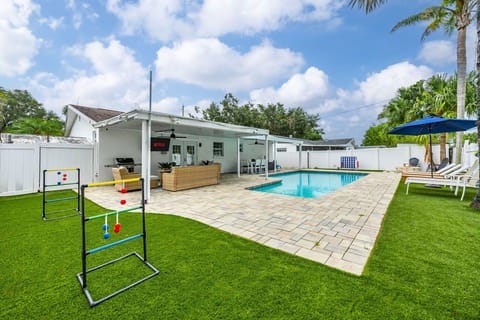 Welcome to your perfect Pinellas Park escape—where every day begins with sunshine and ends with a refreshing dip in your private heated pool. Packed with amenities for everyone, this home is your ultimate retreat for relaxation and fun!

