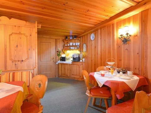 Double room "Relax" with "Almstube" - Holiday home AB Apartment in Salzburgerland