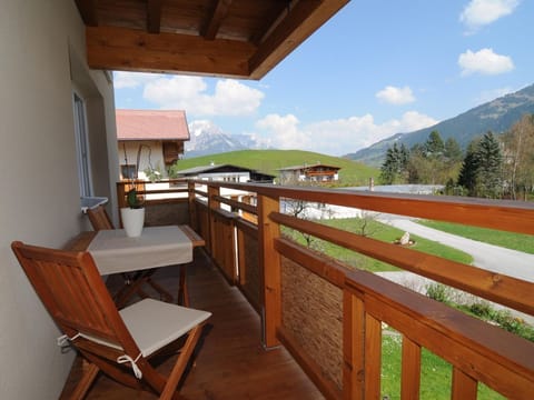 Double room "Relax" with "Almstube" - Holiday home AB Apartment in Salzburgerland