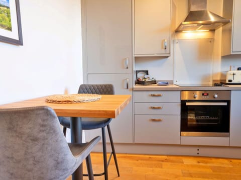 Deck, Shade, Hardwood, Outdoor Furniture, Balcony, Plank, Eco Hotel, Swimming Pool, Wood Flooring, Resort