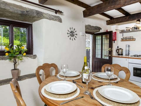 Deck, Shade, Hardwood, Outdoor Furniture, Balcony, Plank, Eco Hotel, Swimming Pool, Wood Flooring, Resort