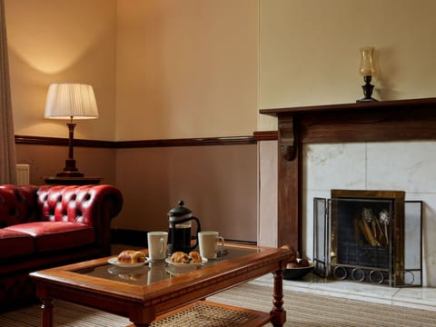 Deck, Shade, Hardwood, Outdoor Furniture, Balcony, Plank, Eco Hotel, Swimming Pool, Wood Flooring, Resort