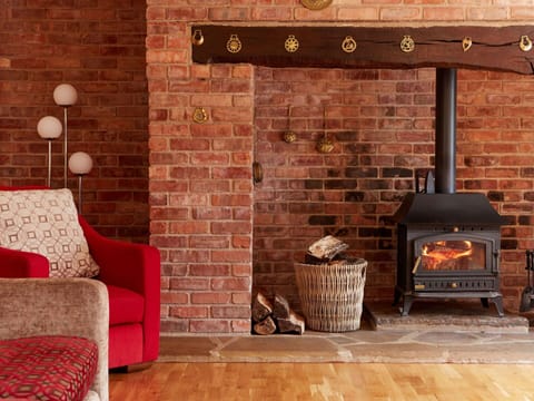 Deck, Shade, Hardwood, Outdoor Furniture, Balcony, Plank, Eco Hotel, Swimming Pool, Wood Flooring, Resort