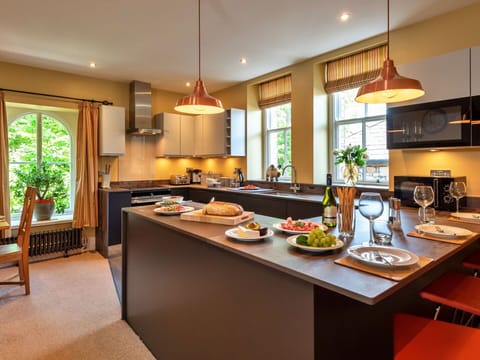 Deck, Shade, Hardwood, Outdoor Furniture, Balcony, Plank, Eco Hotel, Swimming Pool, Wood Flooring, Resort