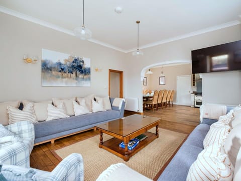 Furniture, Interior Design, Couch, Flooring, Floor, Wood, Ceiling, Living Room, Room, Apartment