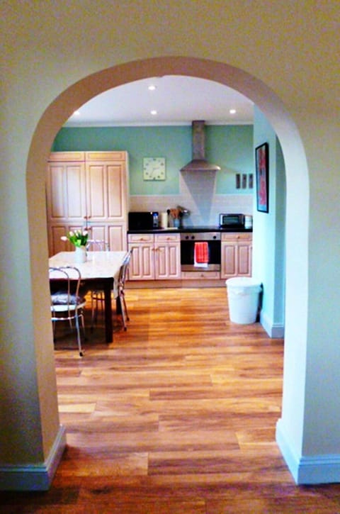 Deck, Shade, Hardwood, Outdoor Furniture, Balcony, Plank, Eco Hotel, Swimming Pool, Wood Flooring, Resort