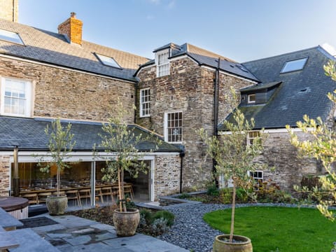 Apartment, Balcony, Shade, Marina, Hotel, Dock