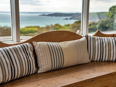 Apartment, Mountain Range, Valley, Alps, Hotel, Mountain Village