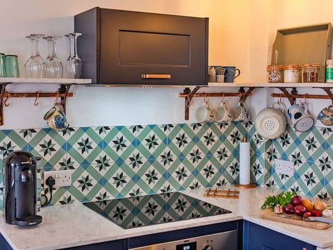 Apartment, Mountain Range, Valley, Alps, Hotel, Mountain Village