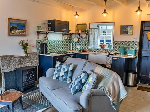 Apartment, Mountain Range, Valley, Alps, Hotel, Mountain Village