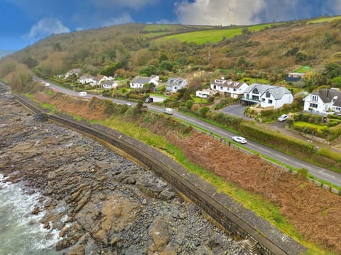 Apartment, Mountain Range, Valley, Alps, Hotel, Mountain Village
