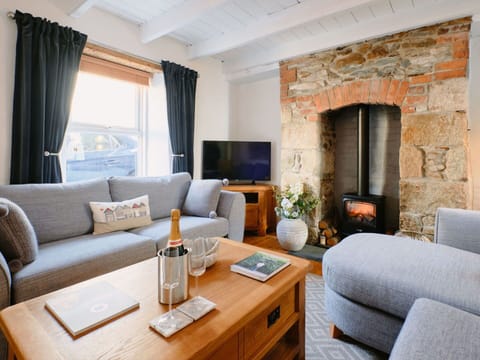 Apartment, Balcony, Shade, Marina, Hotel, Dock