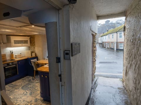 Apartment, Balcony, Shade, Marina, Hotel, Dock