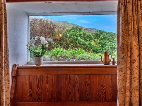 Apartment, Mountain Range, Valley, Alps, Hotel, Mountain Village