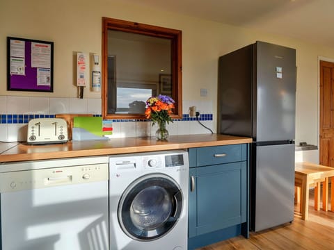 Apartment, Mountain Range, Valley, Alps, Hotel, Mountain Village